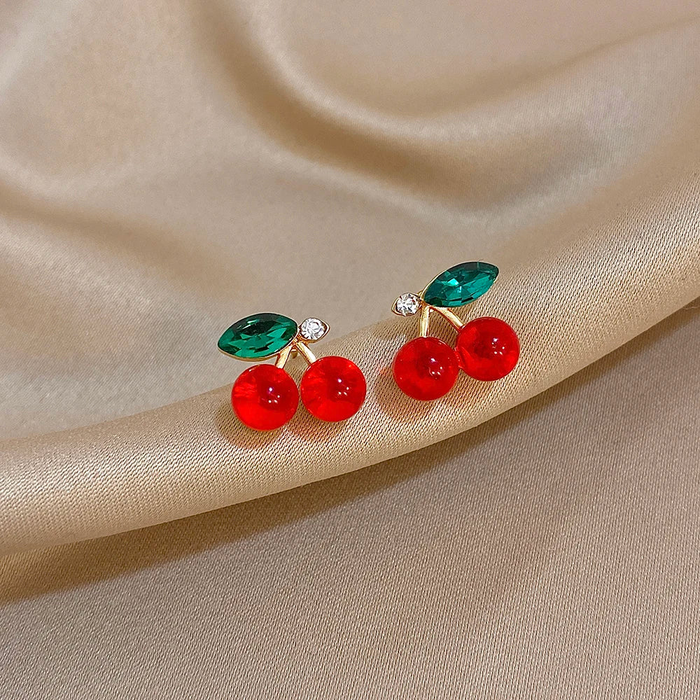 Pendientes románticos de hoja de cerezo roja para mujer, pendientes Piercing de acero inoxidable antialérgicos, joyería nueva de moda 2025