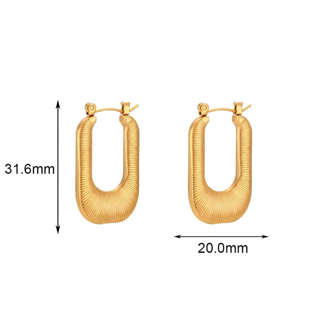 Pendientes elegantes con textura