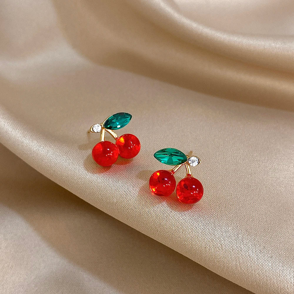 Pendientes románticos de hoja de cerezo roja para mujer, pendientes Piercing de acero inoxidable antialérgicos, joyería nueva de moda 2025