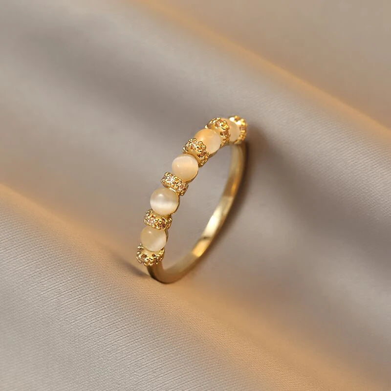 Anillo de ópalo ajustable