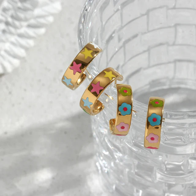 Pendientes de aro con estrella