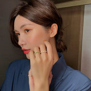 Anillo de ópalo ajustable