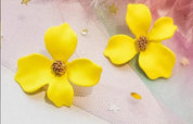 Pendientes de plata S925 con aguja para personas mayores, pétalos rojos, temperamento rojo, bonitos pendientes de flores pequeñas, joyería femenina, joyería de moda