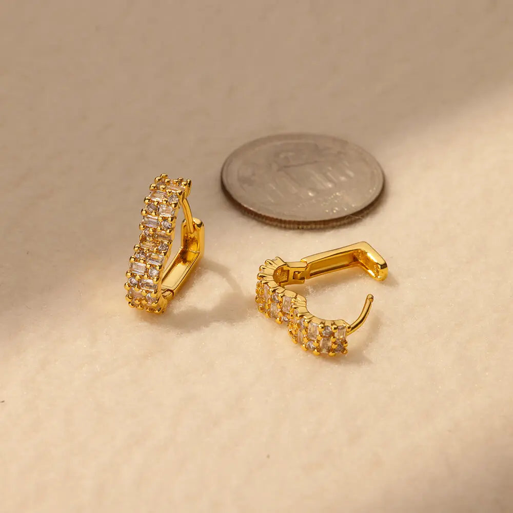 Pendientes de aro de corazón de circón negro para mujer, aretes de acero inoxidable de Color dorado, joyería de boda de lujo, regalo