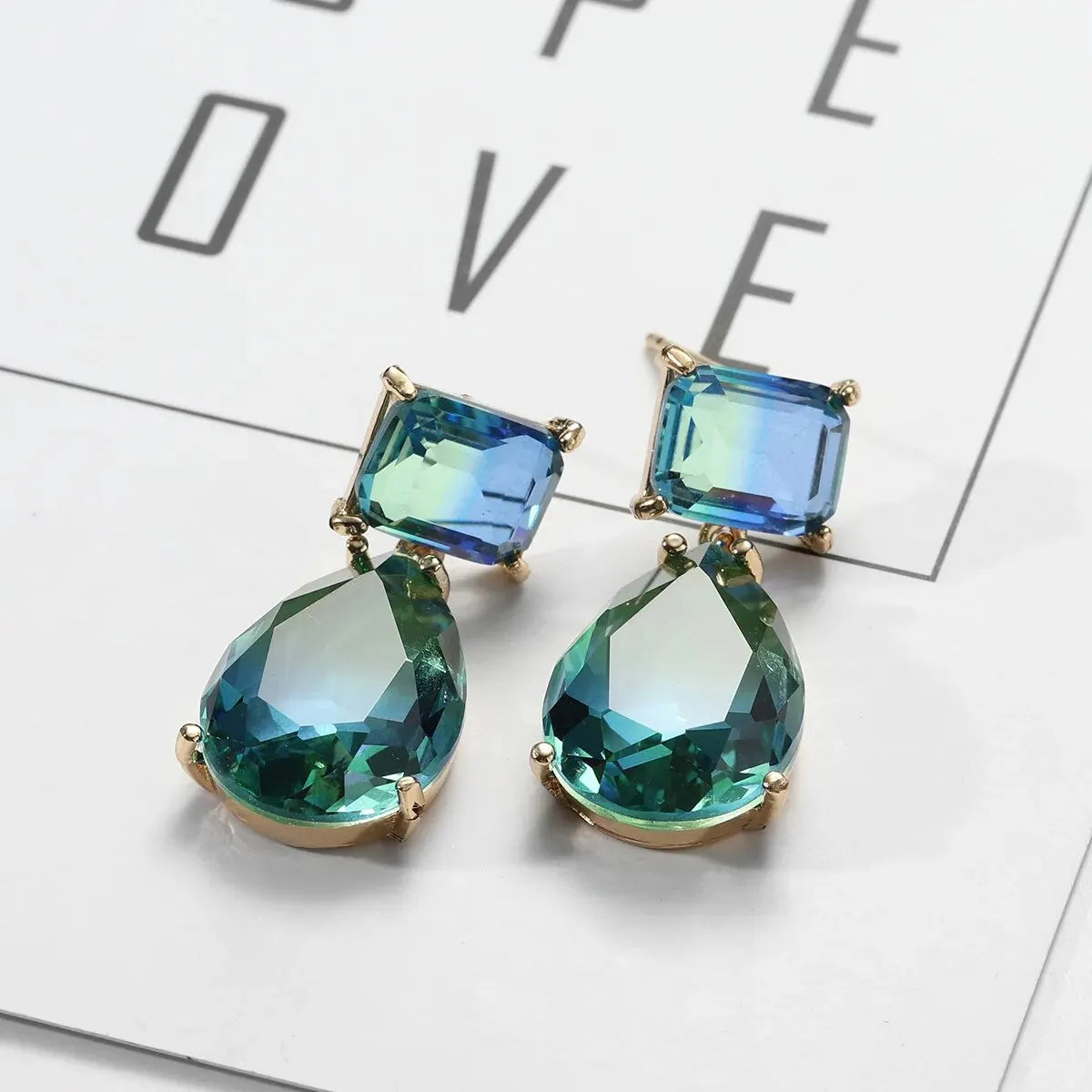Pendientes de gota de cobre de circonita cúbica para mujer y niña, pendiente colgante de cristal marrón, joyería diaria para fiesta de cumpleaños