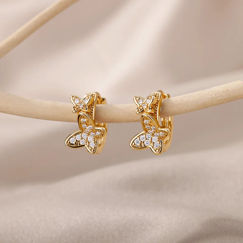 Pendientes de mariposa para mujeres y niñas, aretes modernos de acero inoxidable de Color dorado, tendencia nueva en joyería estética de boda para mujer 2024