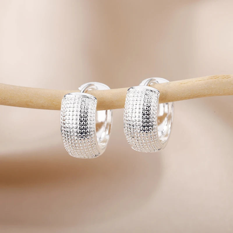 Pendientes de aro pequeños de Color dorado para mujer, pendientes de acero inoxidable de Color plateado, joyería Piercing de tendencia 2024, pendientes de regalo para mujer