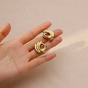 Pendientes de tuerca de acero inoxidable de estilo francés para mujer, aretes redondos estéticos de boda de Color dorado, joyería de tendencia 2024 para mujer