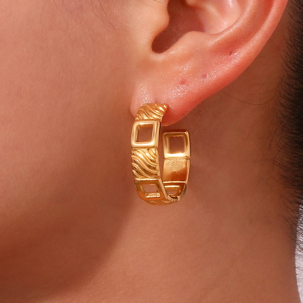 Pendientes de aro geométricos