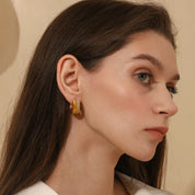 E.B.belle-pendientes de aro chapados en oro de 18k para mujer y niña, aretes de aro con borde de diamantes de imitación de lujo, diseño en espiral, joyería para fiesta y boda