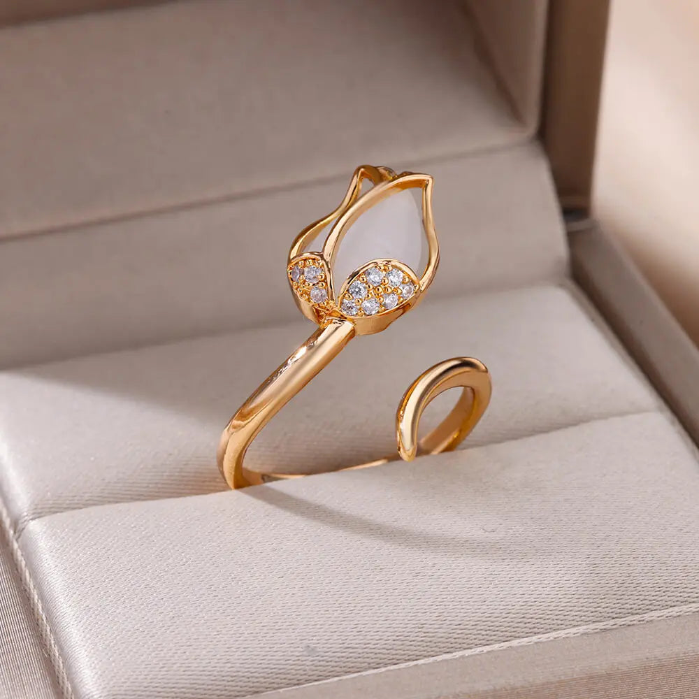 Anillos de flor de tulipán de ópalo blanco de circón para mujer, anillo de flor ajustable de acero inoxidable de Color dorado, regalo de joyería estética de boda