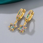 Pendiente de aro de tortuga pequeña para mujer, aretes de animales de circón Multicolor de cristal de arcoíris, joyería oceánica de Color dorado