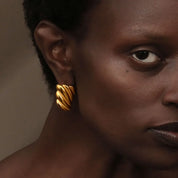 E.B.belle 2025 nueva tendencia pendiente con forma de ala para mujer accesorios de joyería chapados en oro de 18K de acero inoxidable brillante