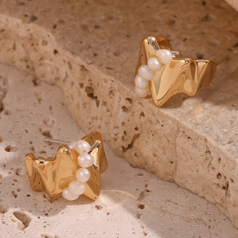Pendientes de perlas geométricas