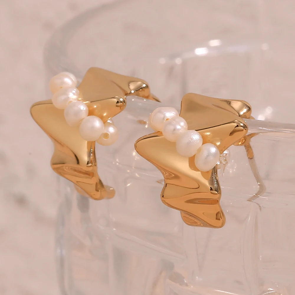 Pendientes de perlas geométricas