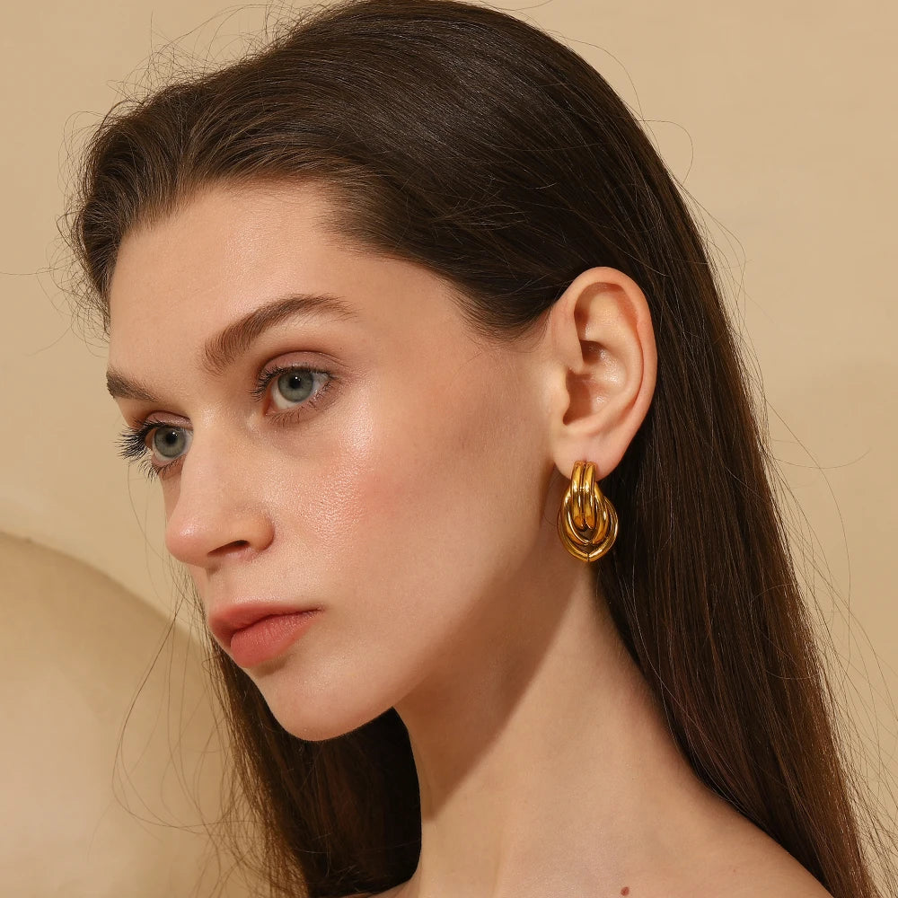 E.B.belle-pendientes pequeños con forma ovalada para mujer, aretes pequeños chapados en oro de 18k, de acero inoxidable, para fiesta, regalo de joyería