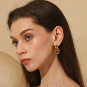 E.B.belle-pendientes pequeños con forma ovalada para mujer, aretes pequeños chapados en oro de 18k, de acero inoxidable, para fiesta, regalo de joyería