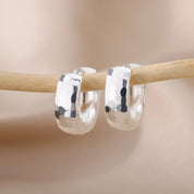 Pendientes de aro pequeños de Color dorado para mujer, pendientes de acero inoxidable de Color plateado, joyería Piercing de tendencia 2024, pendientes de regalo para mujer