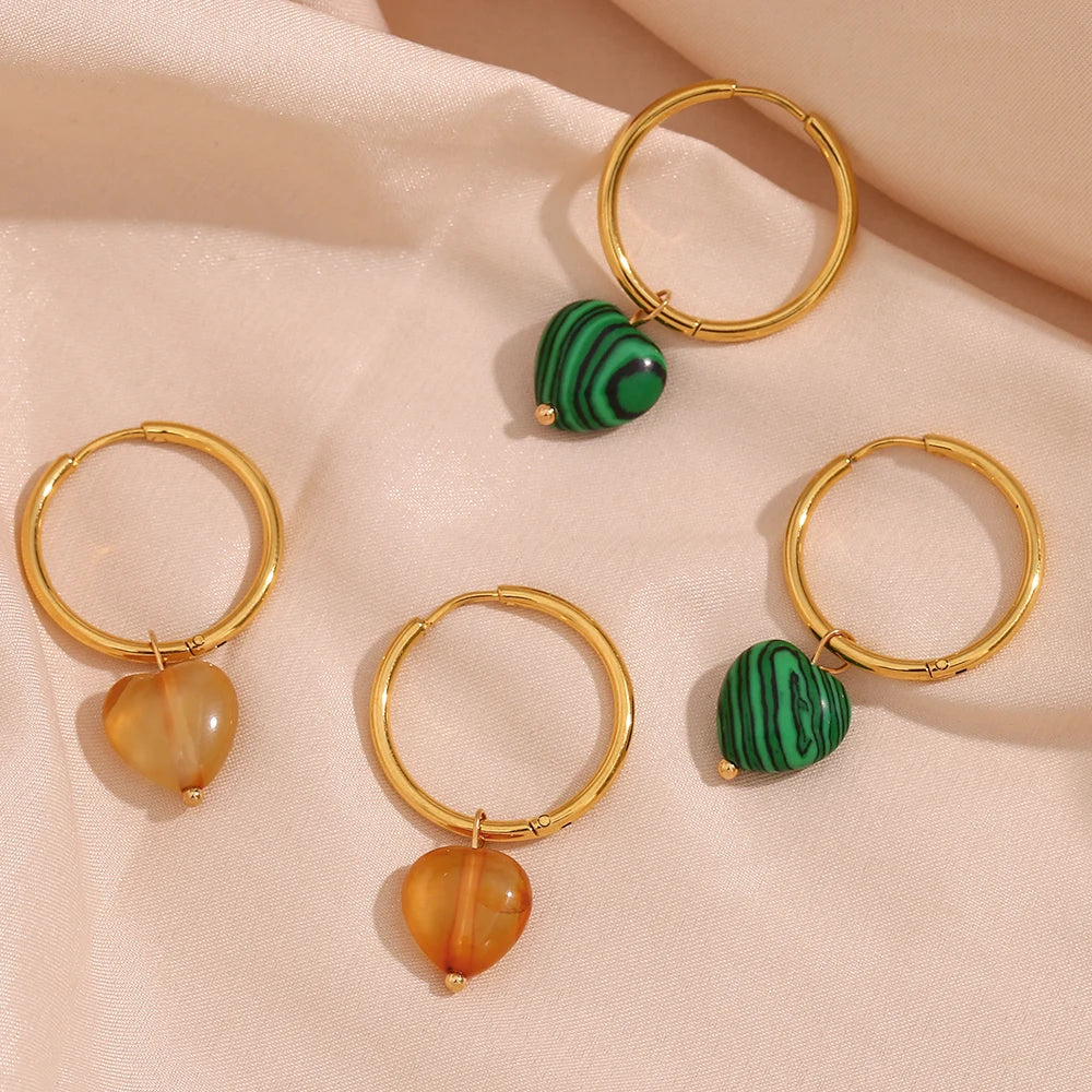 Pendientes de aro con forma de corazón