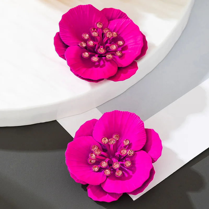 Pendientes de tuerca para mujer, pendientes de flores grandes exagerados, pintura en aerosol de Metal, accesorios florales mate para las orejas, joyería de moda DE171