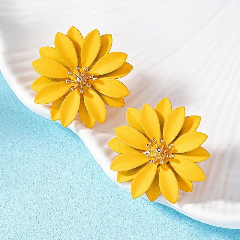 Pendientes de tuerca para mujeres y niñas, temperamento de flor de Metal esmaltado, accesorios para las orejas con personalidad Simple Popular, joyería de moda CE287