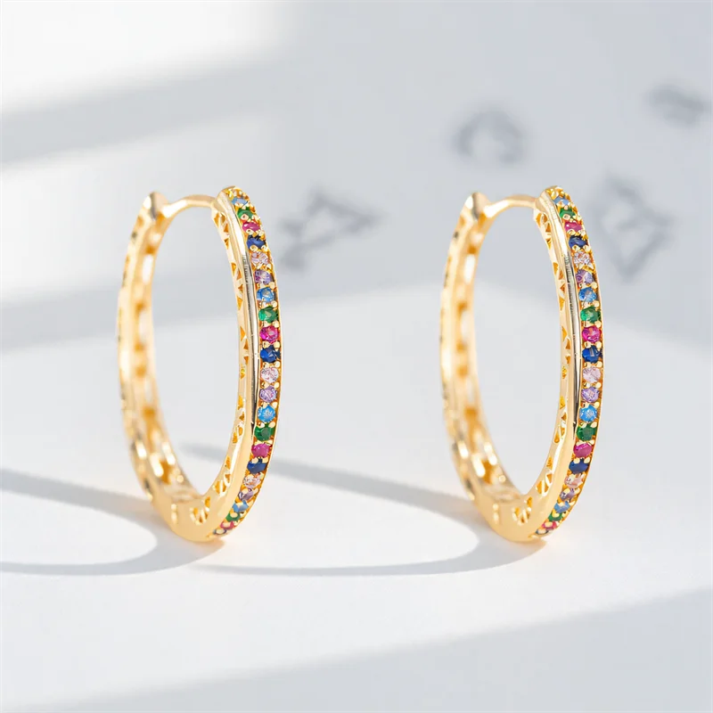 Pendientes redondos de aro de piedra Multicolor con circonita de arcoíris para mujer, hebilla de oreja de Color dorado, joyería para fiesta y boda diaria, regalo del Día de la madre