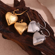 Pendientes elegantes de corazón