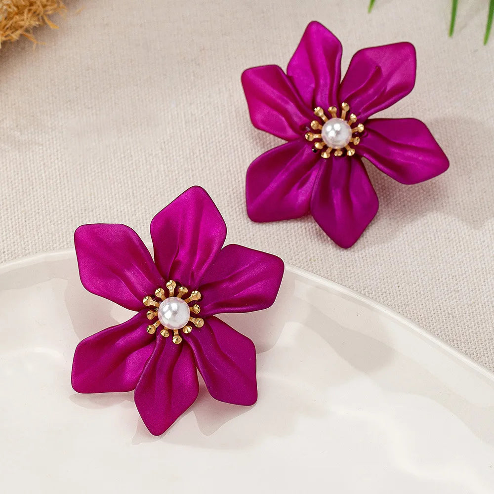 Pendientes de tuerca para mujer, flor, perla de imitación, Retro, elegancia, temperamento, regalo de fiesta, joyería de moda OL CE227