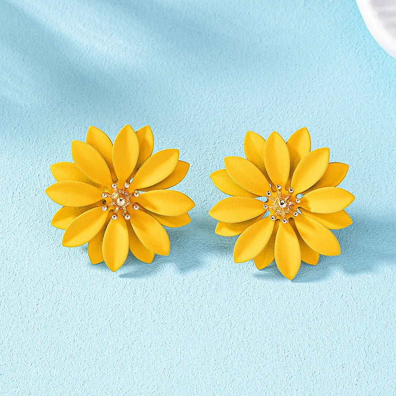Pendientes de tuerca para mujeres y niñas, temperamento de flor de Metal esmaltado, accesorios para las orejas con personalidad Simple Popular, joyería de moda CE287