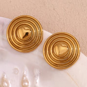 Pendientes de corazón dorado
