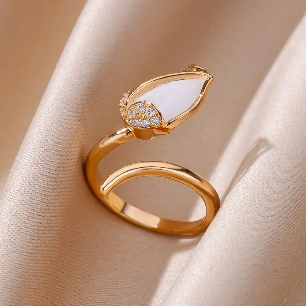 Anillos de flor de tulipán de ópalo blanco de circón para mujer, anillo de flor ajustable de acero inoxidable de Color dorado, regalo de joyería estética de boda