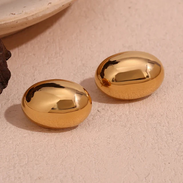 Pendientes ovalados de oro