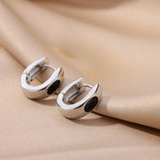 Pendientes de aro de circonia Retro para mujer, aretes perforados de acero inoxidable, pendientes de diseño de nicho simples de lujo ligeros