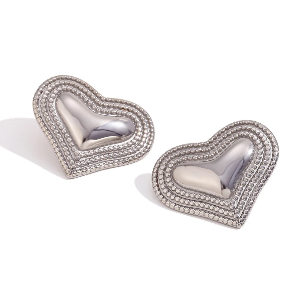 Pendientes de corazón chapados