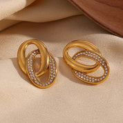 Elegantes pendientes de oro