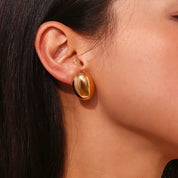 Pendientes ovalados de oro