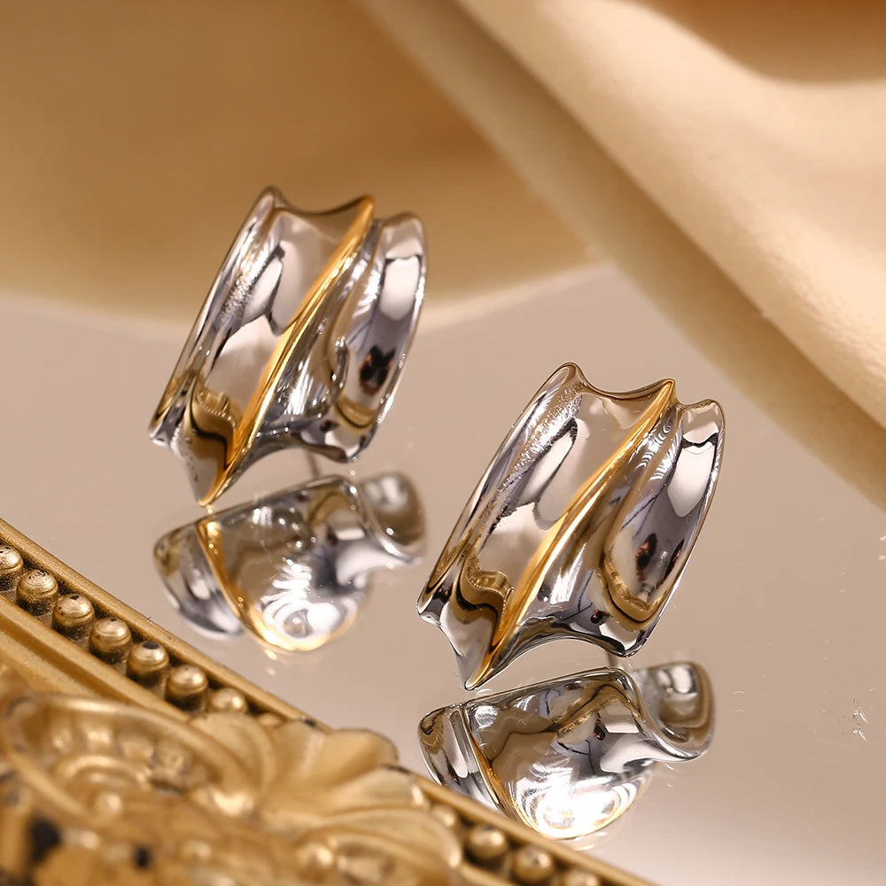 Elegantes pendientes de oro