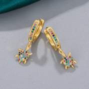 Pendiente de aro de tortuga pequeña para mujer, aretes de animales de circón Multicolor de cristal de arcoíris, joyería oceánica de Color dorado