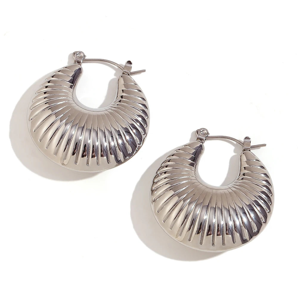 E.B.belle Pendientes de aro a rayas con cuerno de oveja, resistentes al agua, Color plateado, acero inoxidable 316L, joyería de moda para mujer chapada en oro de 18 quilates