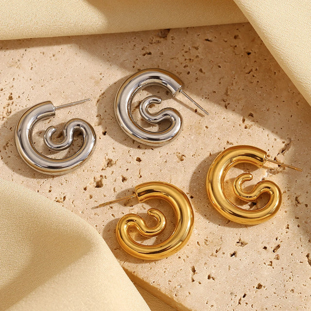 Pendientes de serpiente de oro