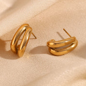 E.B.belle Pendientes simples con forma de plátano de doble capa, sin deslustre, regalo de acero inoxidable 316L, pendientes chapados en oro de 18 quilates para mujer