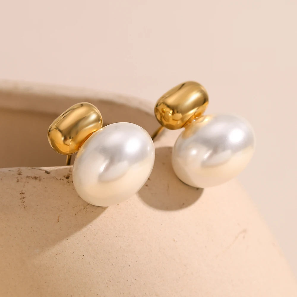E.B.belle-pendientes de perlas de imitación de Color dorado sin deslustre, aretes de estilo minimalista para mujeres y niñas elegantes, resistentes al agua
