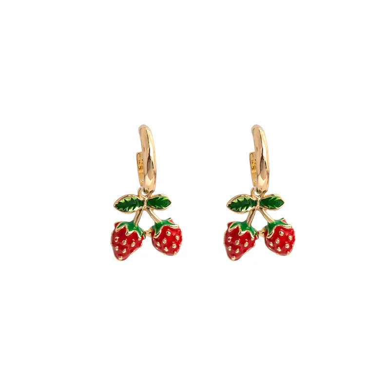 Nuevos pendientes de fresa y cereza, moda Edición coreana, fruta divertida, pendiente bonito para niña, diseño creativo, pendientes, joyería de regalo para Festival