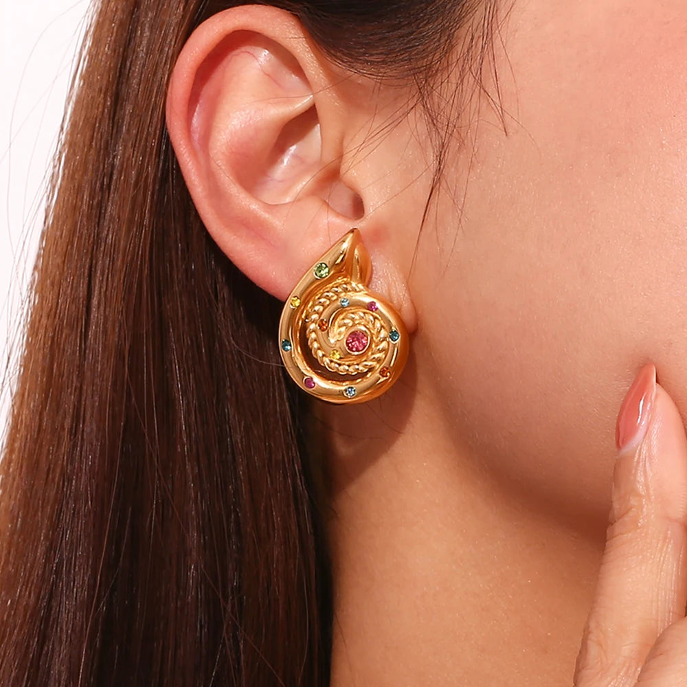 Pendientes de caracol con circonitas