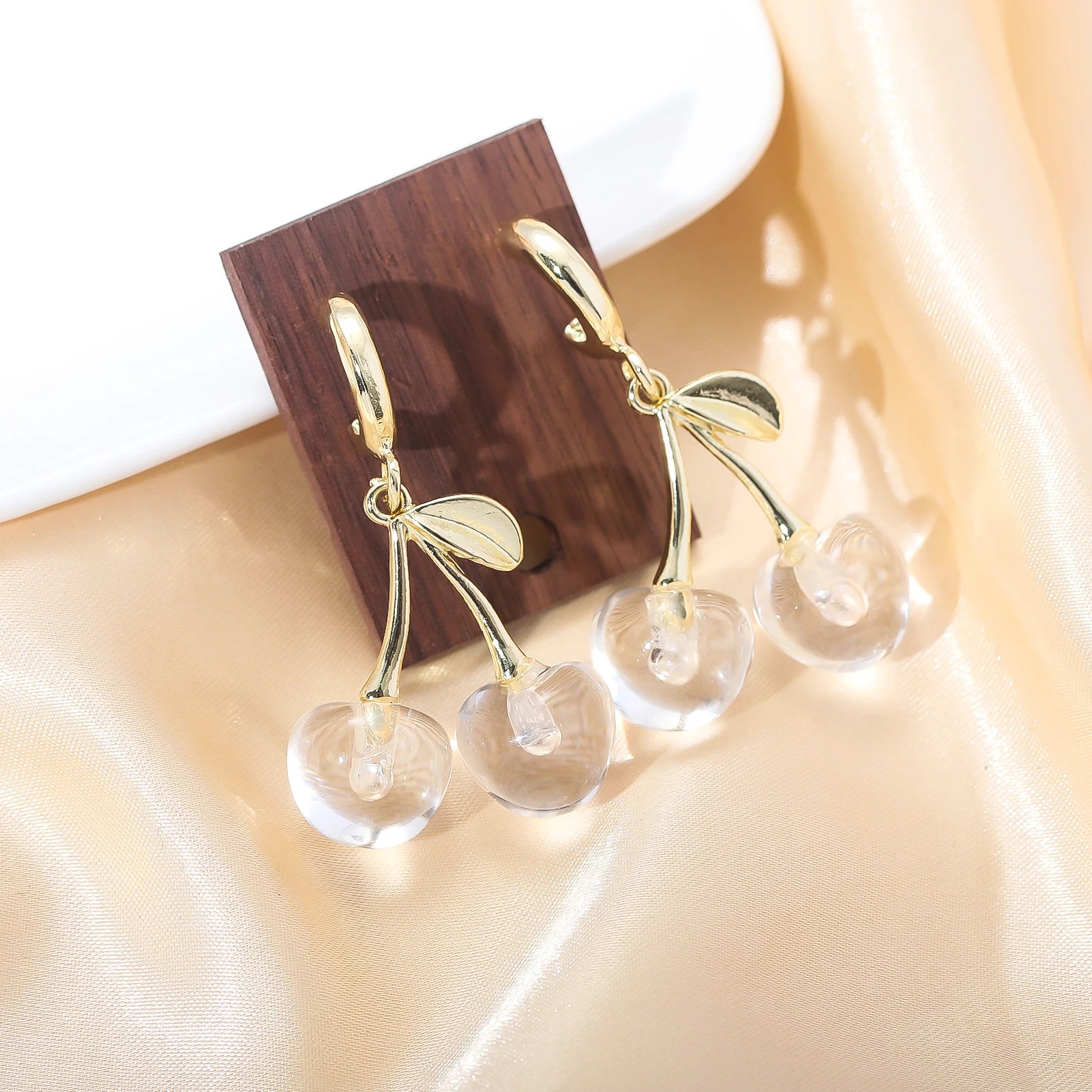 Pendientes de cereza dulce, diseño creativo de moda, pendientes de frutas delicados y elegantes para mujer, accesorios de joyería, regalos