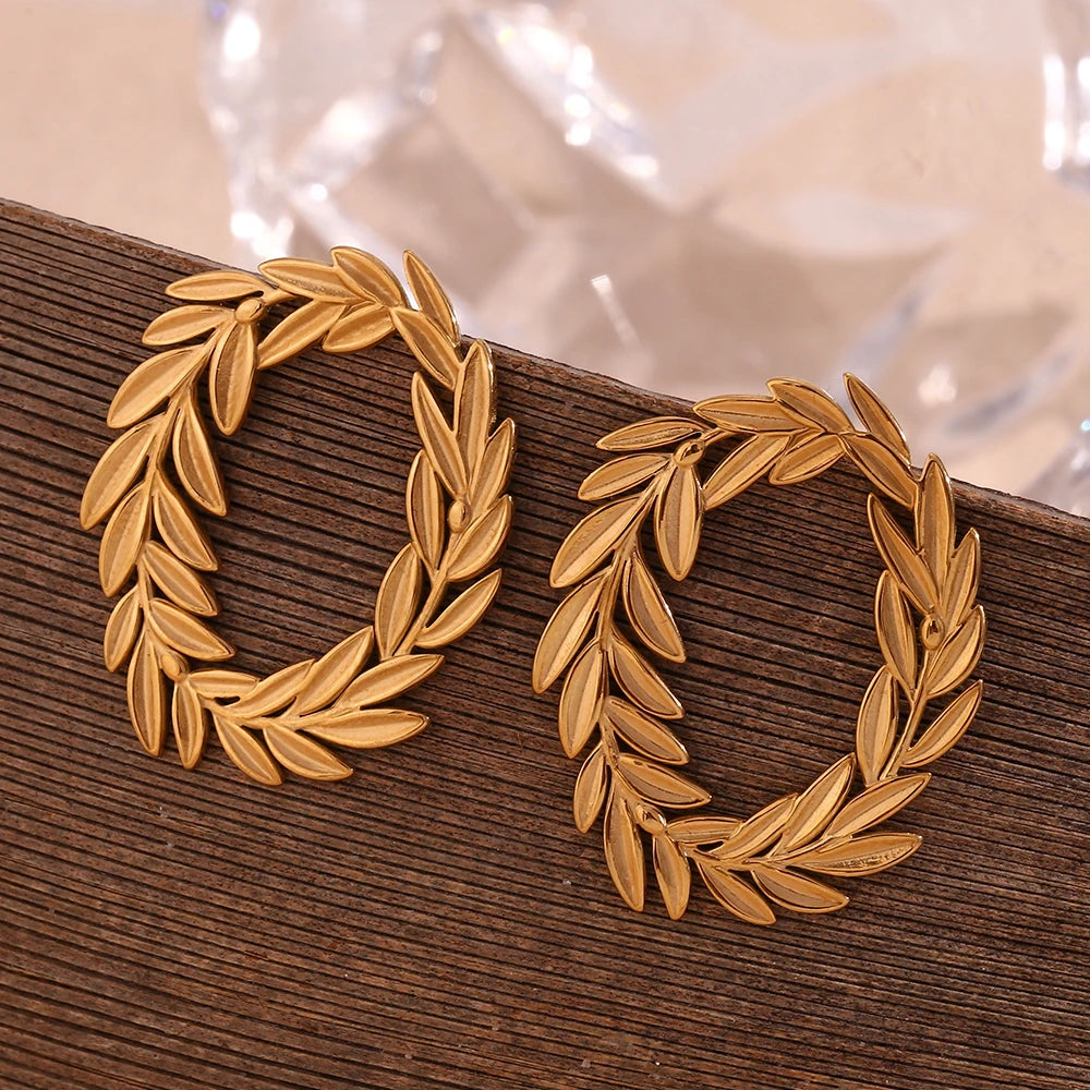 Pendientes de aro de hoja en forma de anillo en O impermeables, pendientes simples de acero inoxidable 316L, joyería chapada en oro de 18K para mujer