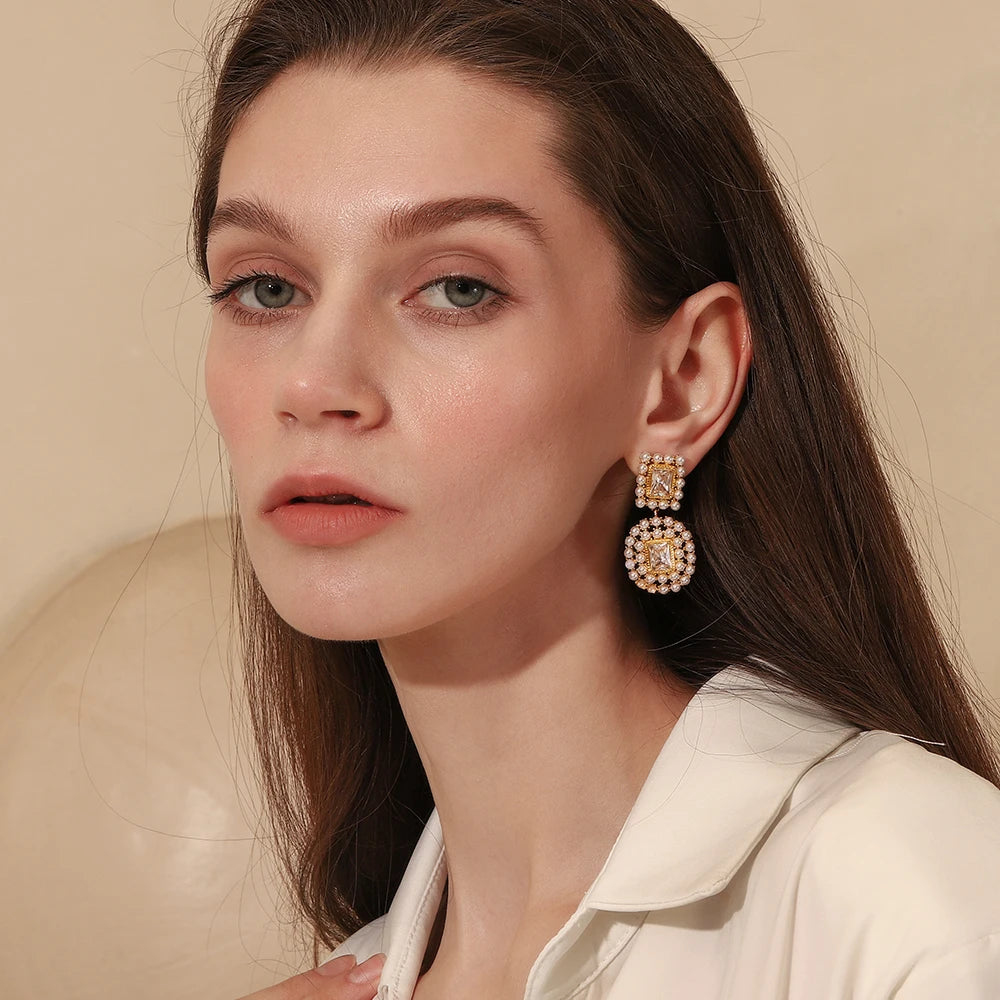 E.B.belle moda 18K chapado en oro de lujo empalmado cuadrado circón lleno de perlas pendientes mujeres fiesta joyería elegante no deslustradas