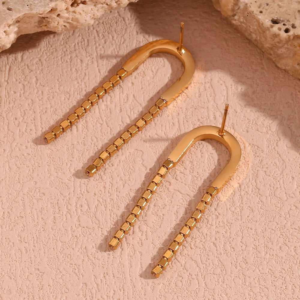 Elegantes pendientes de circonita