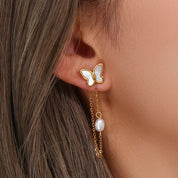 Elegantes pendientes de mariposa