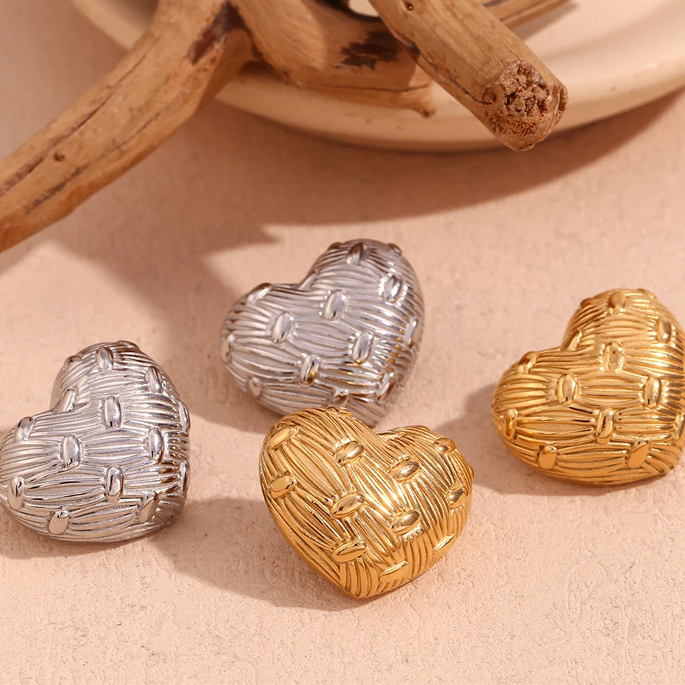 Pendientes de corazón trenzado